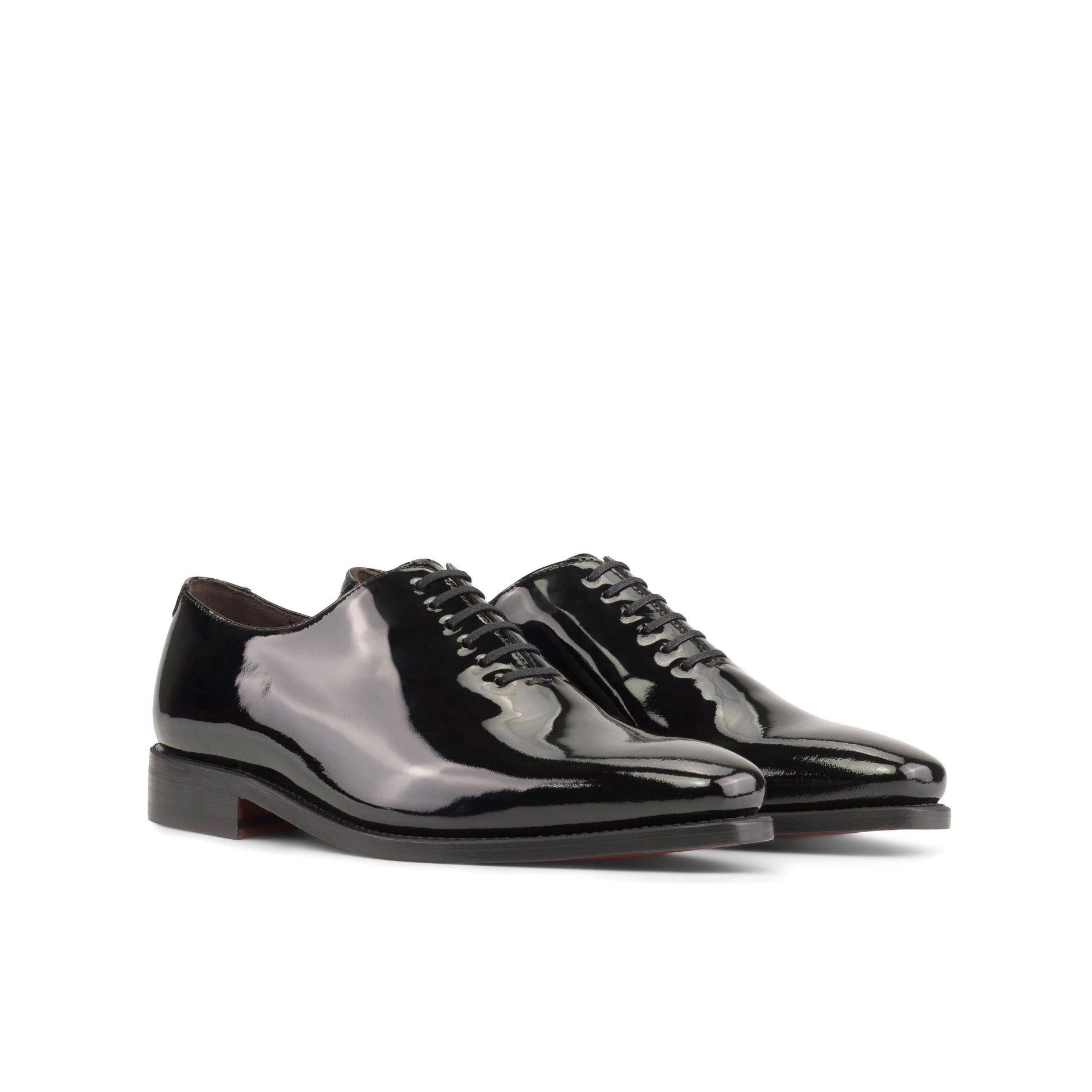 Wholecut Schwarz, GI-5522, Wholecut Herrenschuh, Lackleder Schuhe Herren, elegante Abendschuhe, Goodyear welted Schuhe, formelle Herrenschuhe, Hochzeitsschuhe Herren, Lackschuhe Spanien, handgefertigte Lederschuhe, Premium Dress Shoes